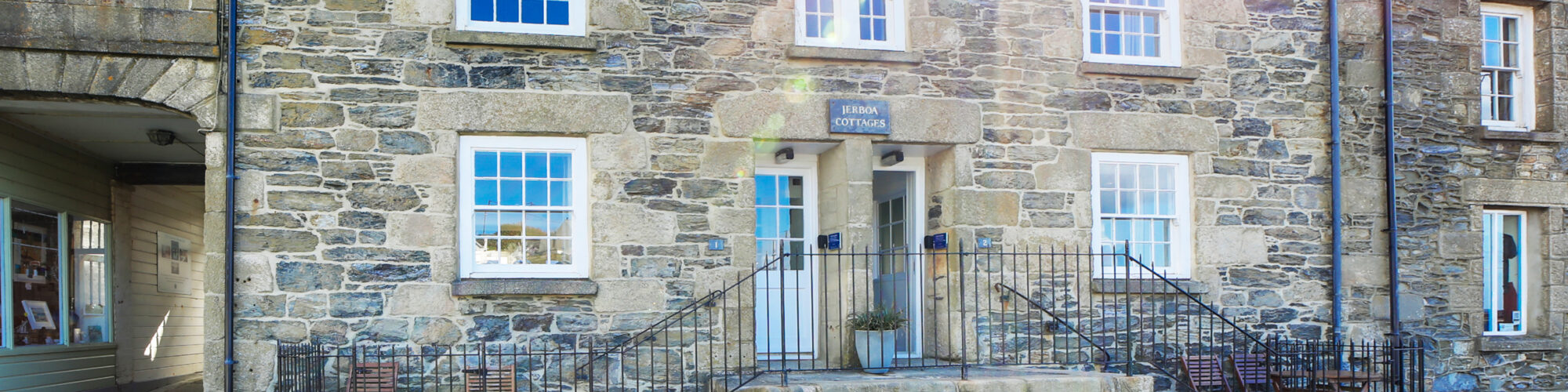 1 Jerboa Cottages, Porthleven