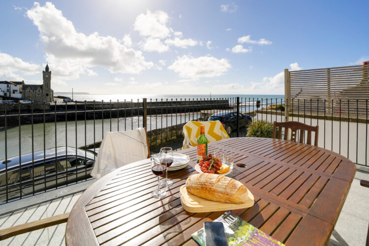 Cordelia House, Porthleven, Interiors