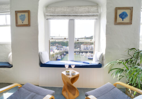 Customs House Loft, Porthleven - interiors