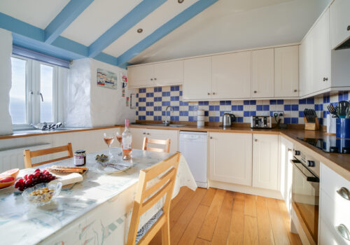 Fishermans Loft, Porthleven - Interiors