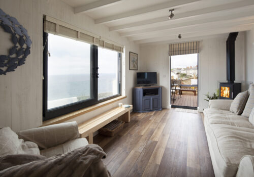 Gull's Way holiday cottage Porthleven interiors exteriors