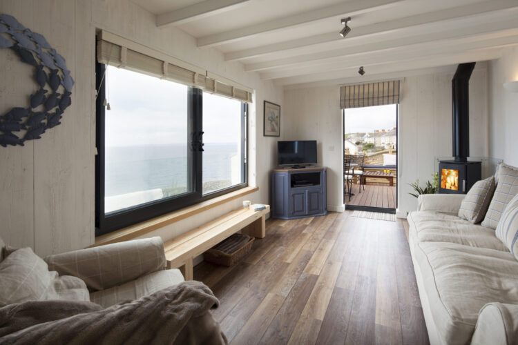 Gull's Way holiday cottage Porthleven interiors exteriors