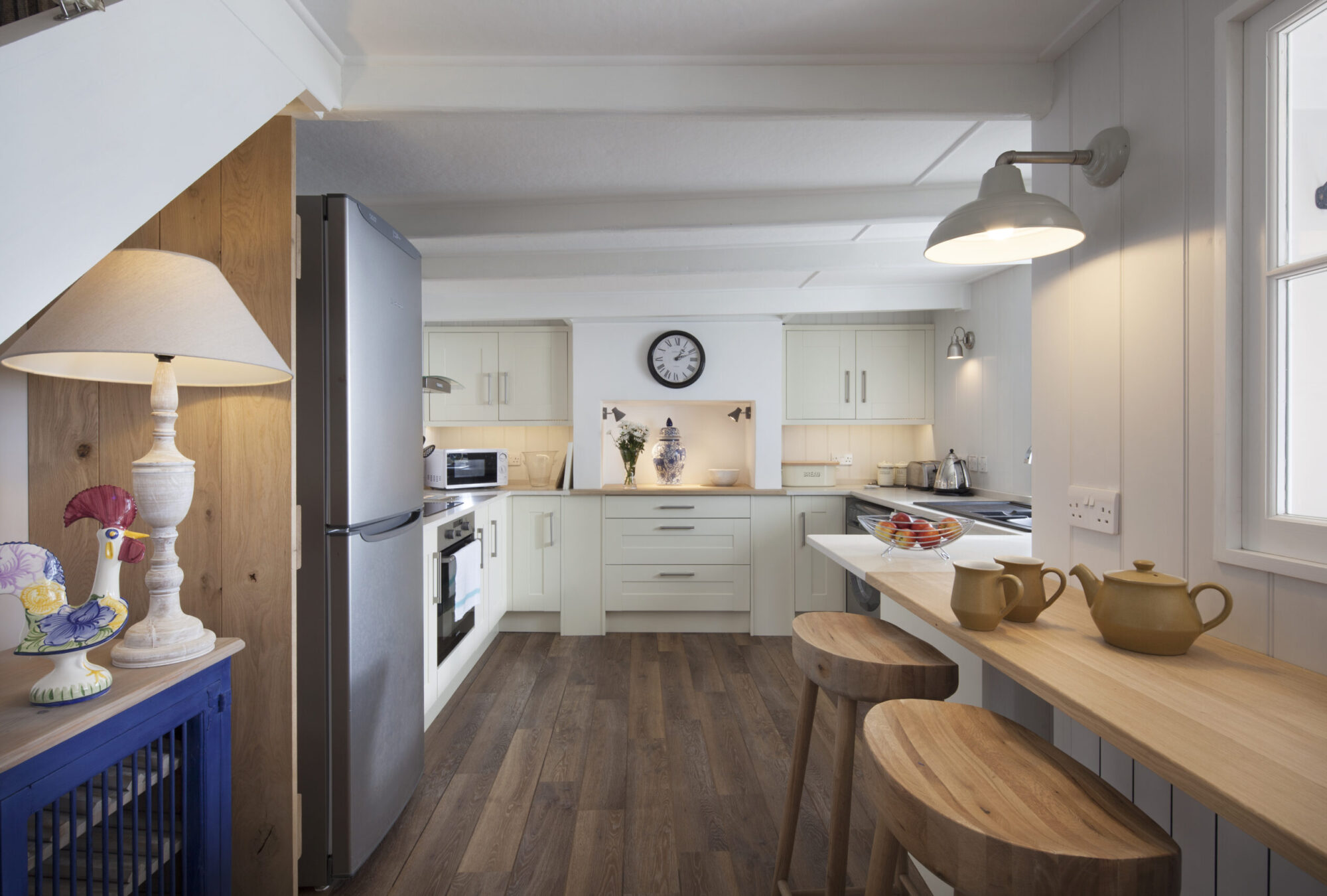 Gull's Way holiday cottage Porthleven interiors exteriors