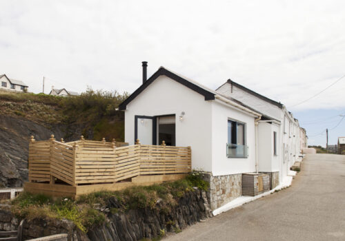 Gull's Way holiday cottage Porthleven interiors exteriors
