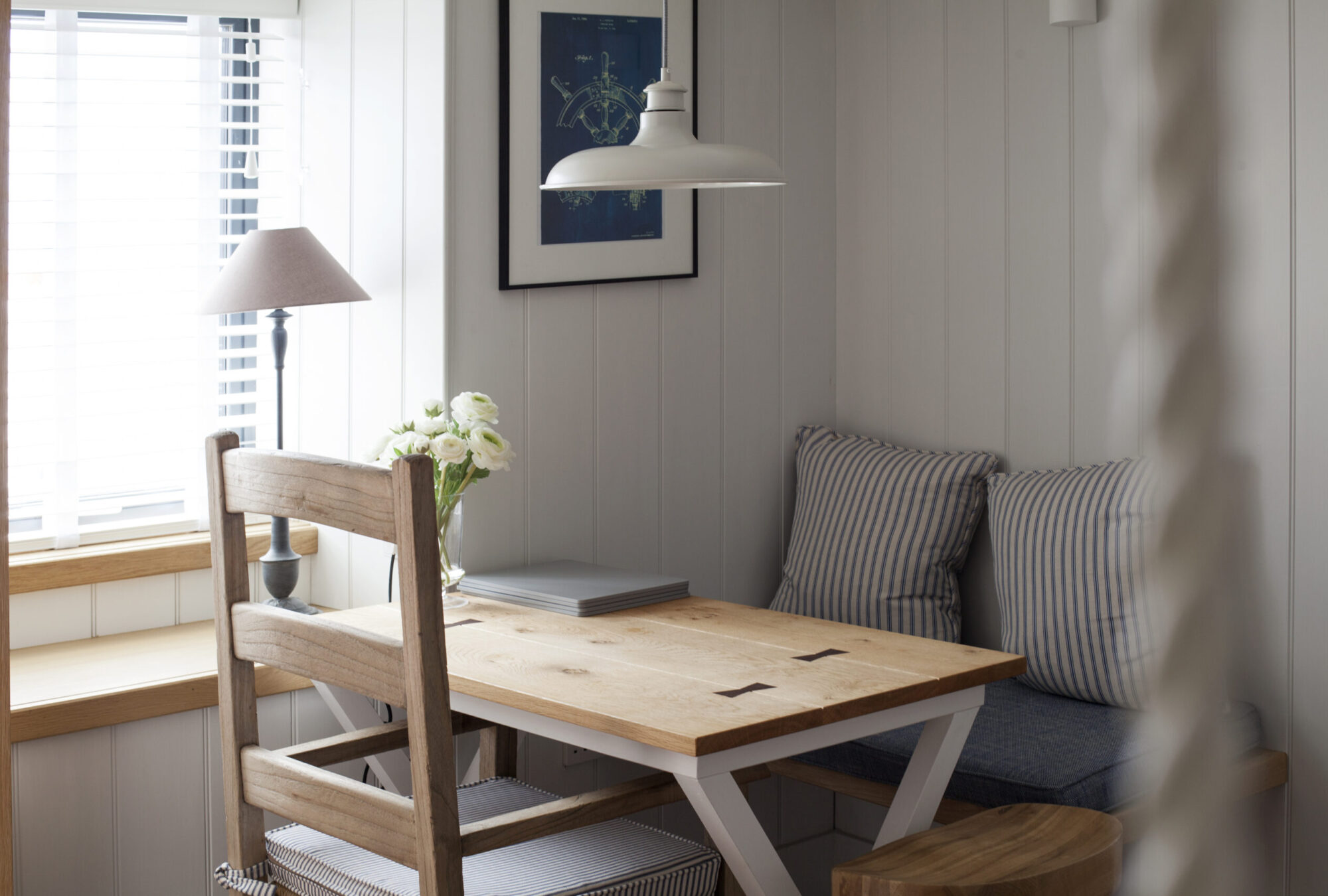 Gull's Way holiday cottage Porthleven interiors exteriors