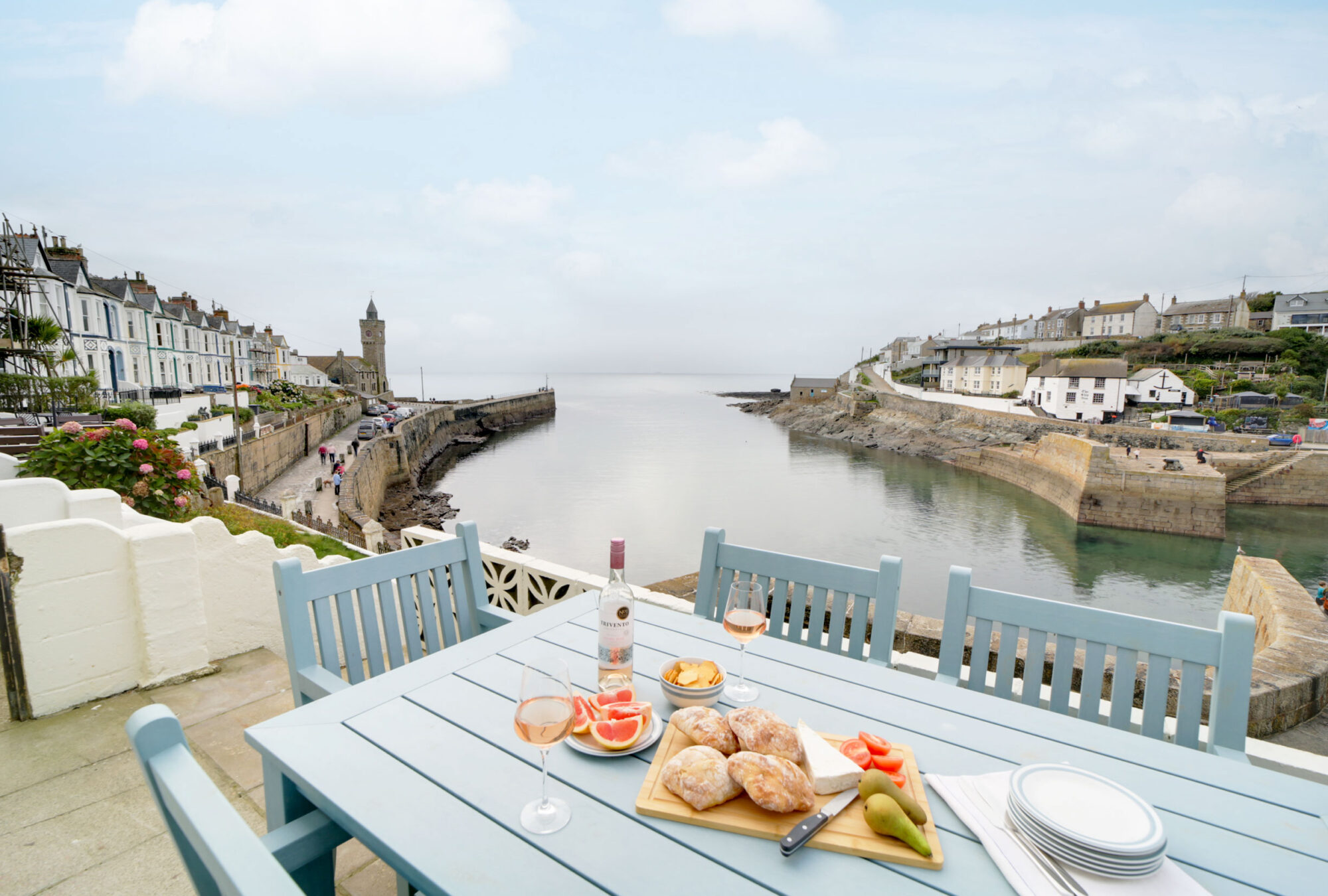 Harbour Cottage, Porthleven - interiors