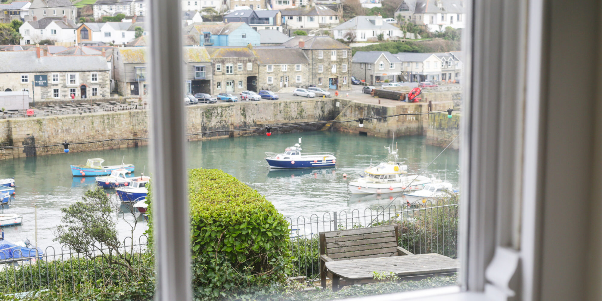 Harbour View Cottage, Porthleven - interiors