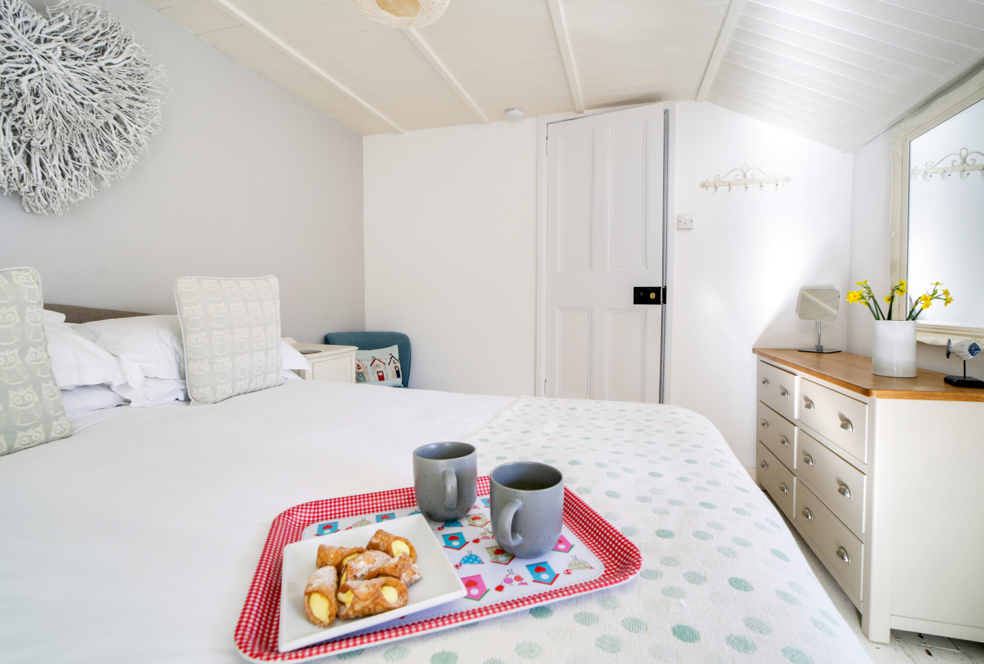 Honeypot Cottage, Porthleven - interiors