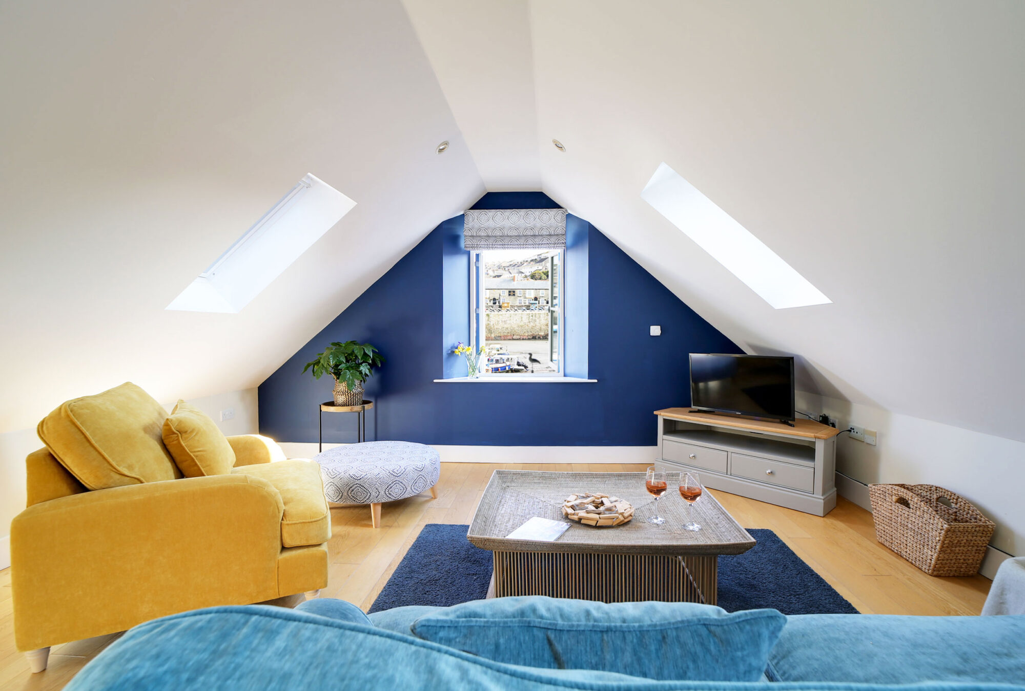 Mackerel Loft, Portheven - Interiors