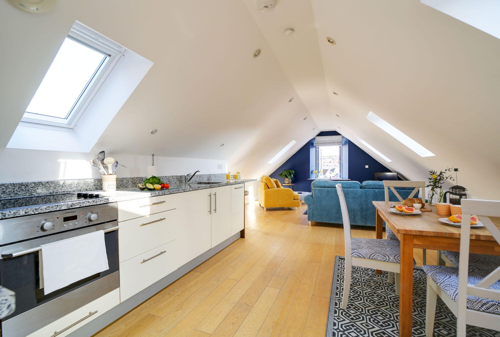 Mackerel Loft, Portheven - Interiors