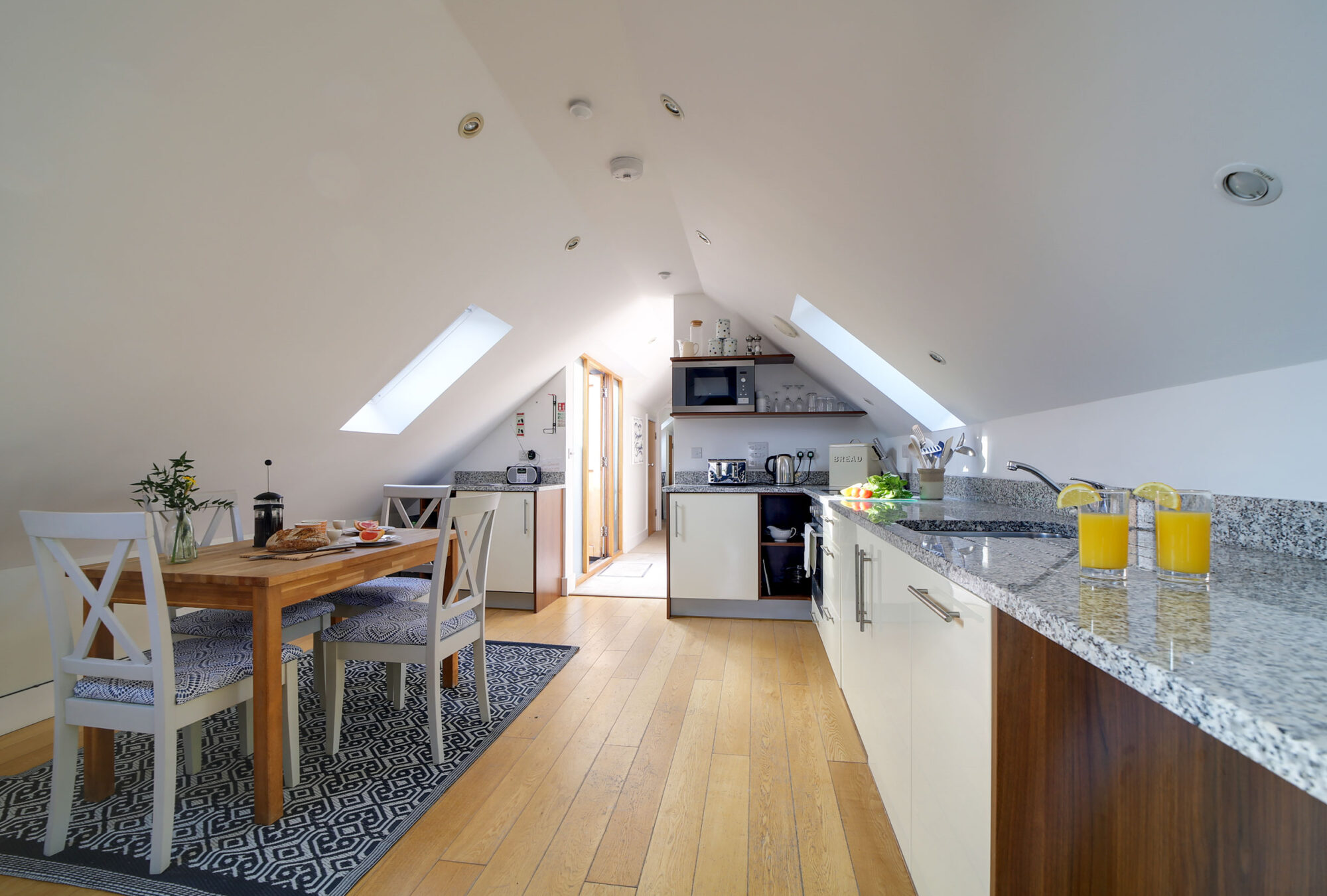 Mackerel Loft, Portheven - Interiors