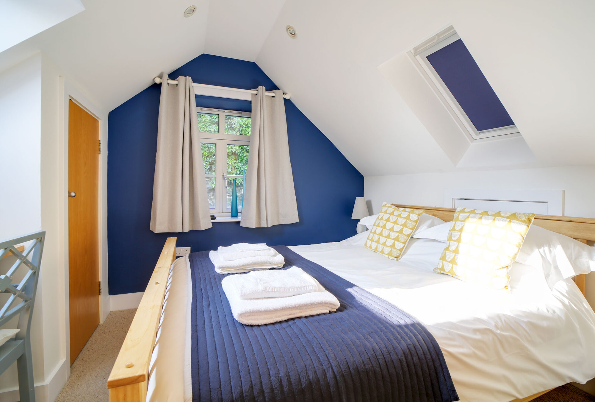 Mackerel Loft, Portheven - Interiors