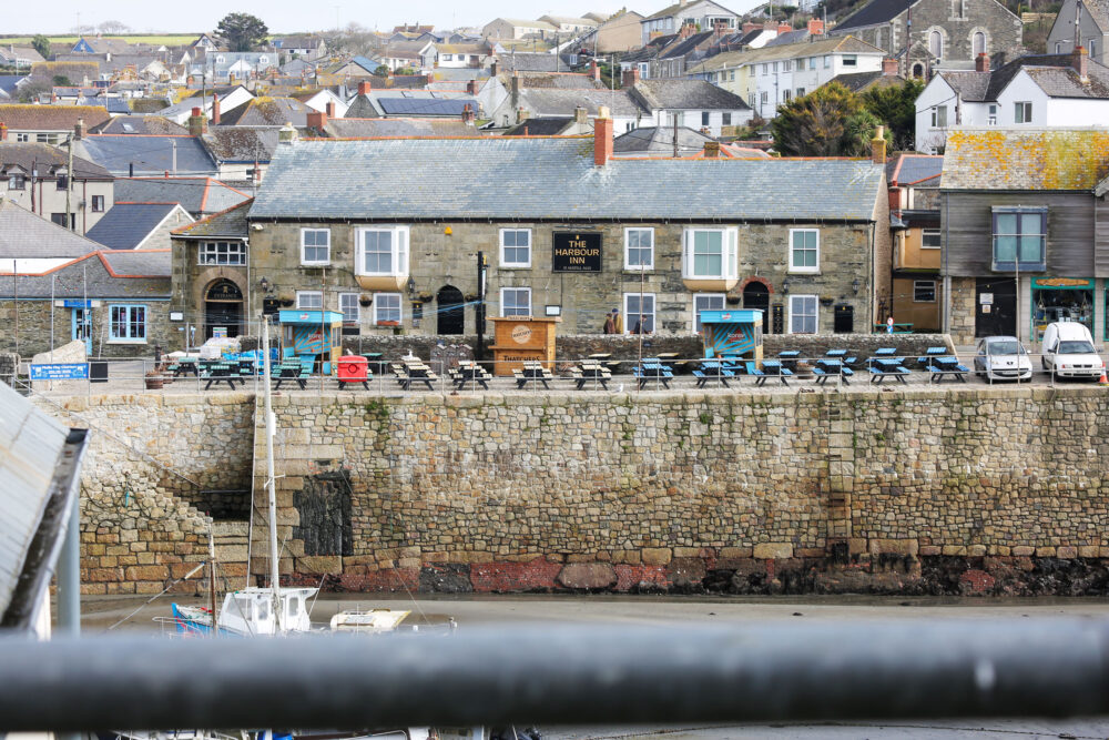 Mackerel Loft, Portheven - Interiors
