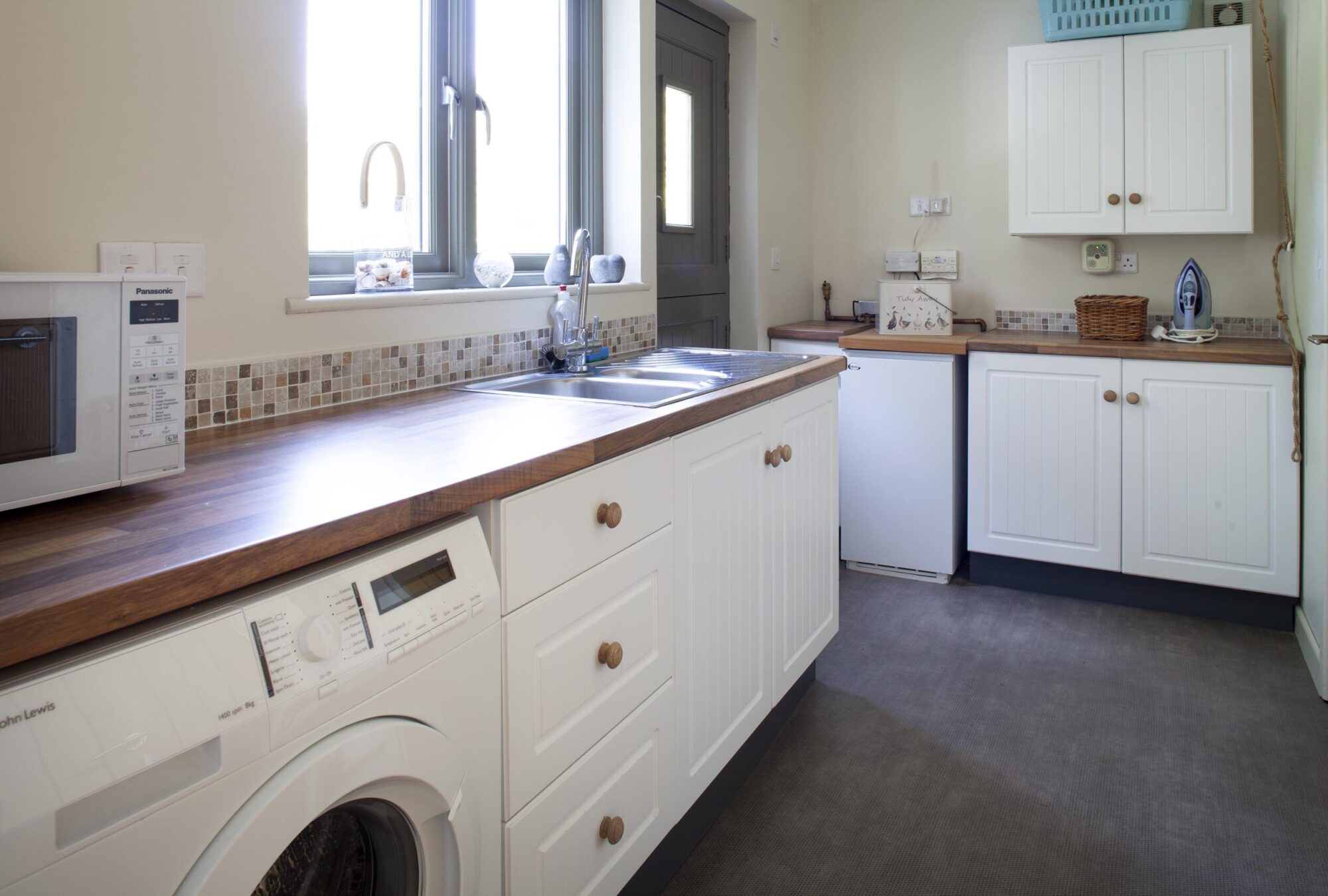 Mellangoose Mill, Sithney, nr Helston - interiors