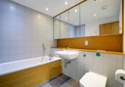 Spinnakers, Porthleven - interiors