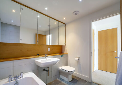 Spinnakers, Porthleven - interiors