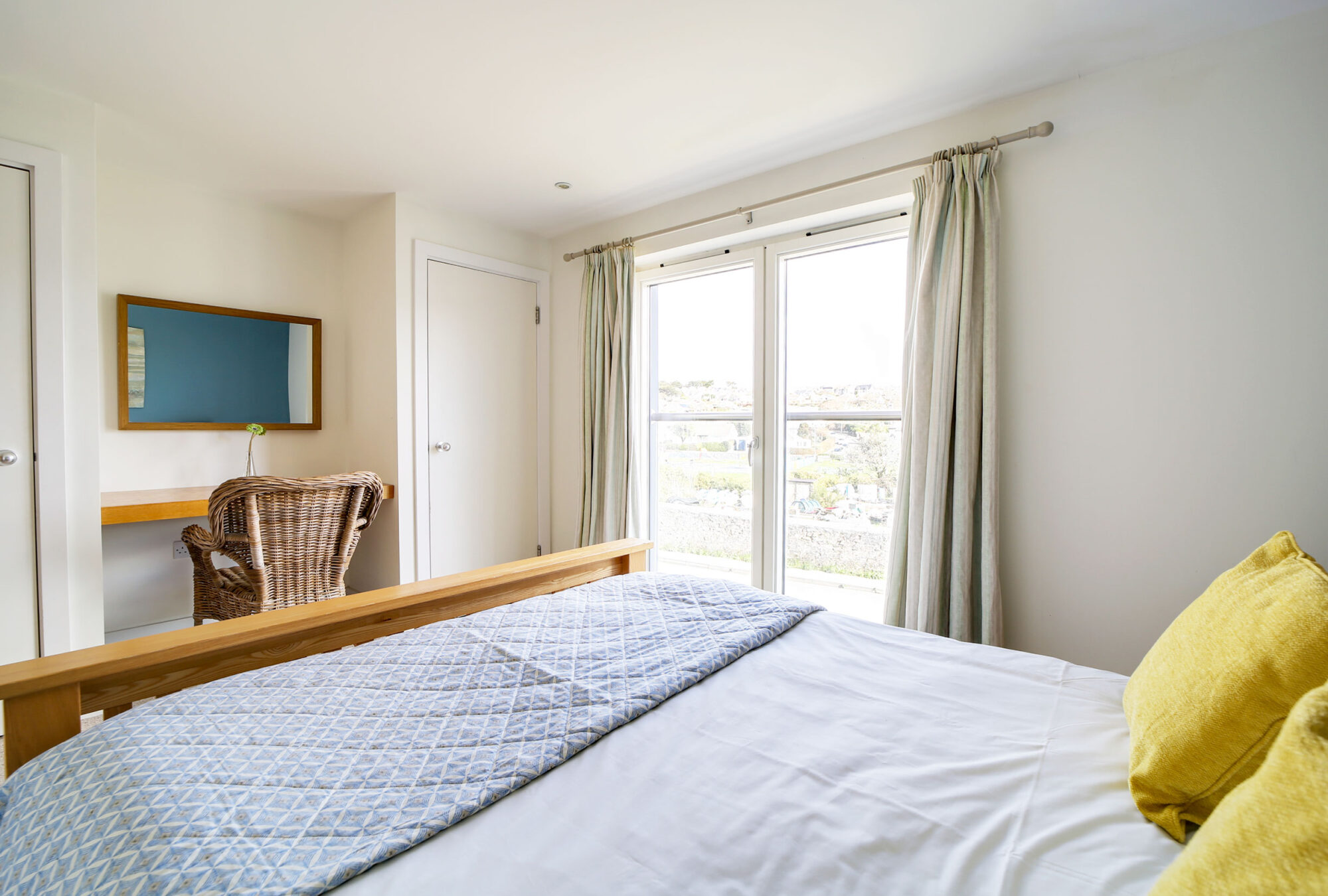 Spinnakers, Porthleven - interiors