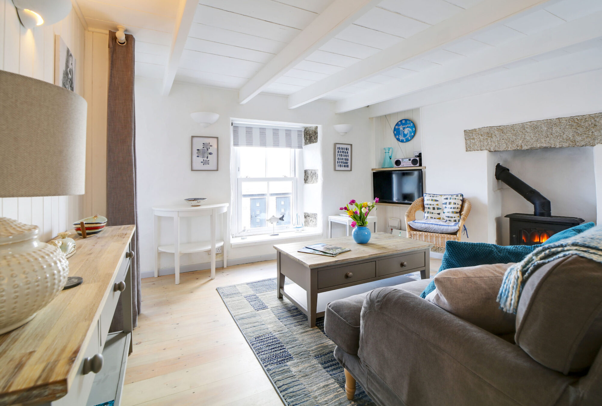 Tops cottage interiors