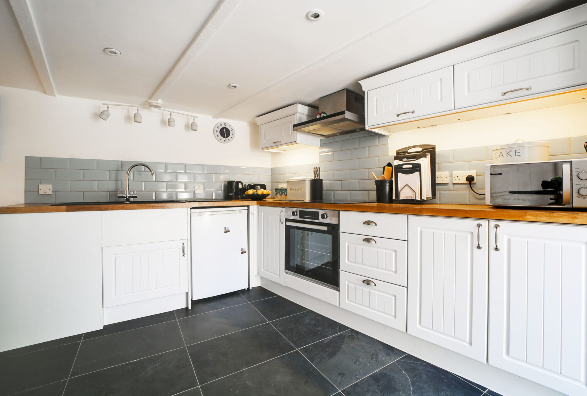 Tops cottage interiors