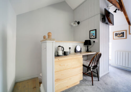 Tops cottage interiors