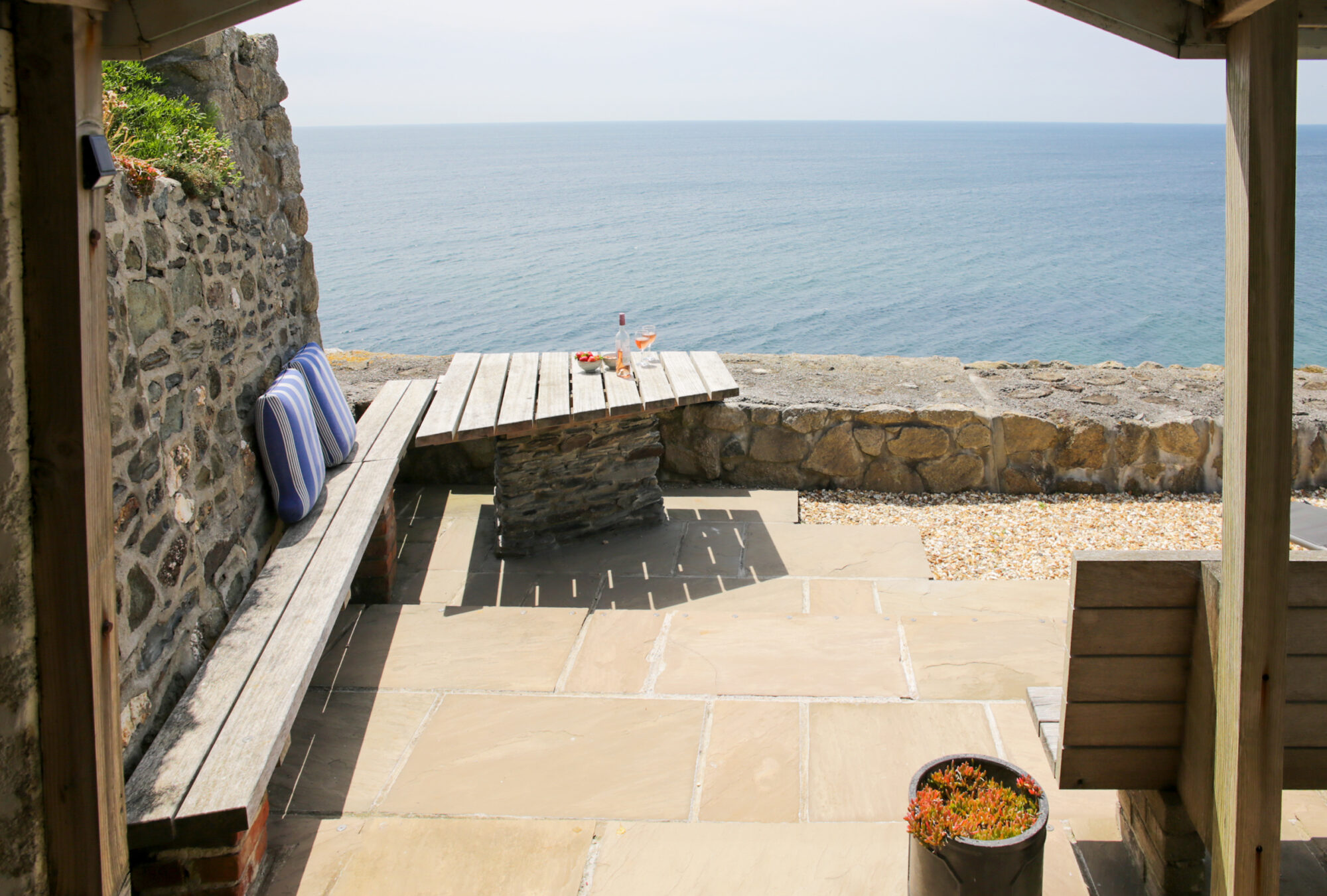 Trigg Cottage, Porthleven - interiors