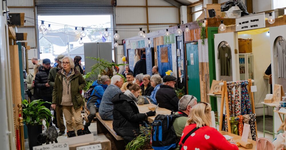 Porthleven shipyard market