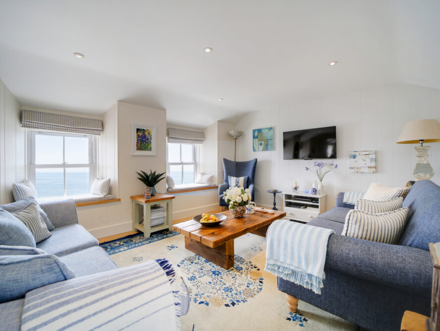 Trigg Cottage, Porthleven - Living room